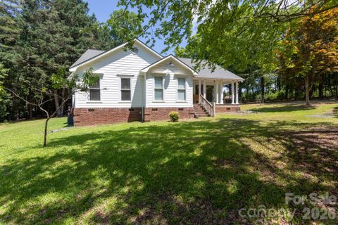 15224 Thomas Road