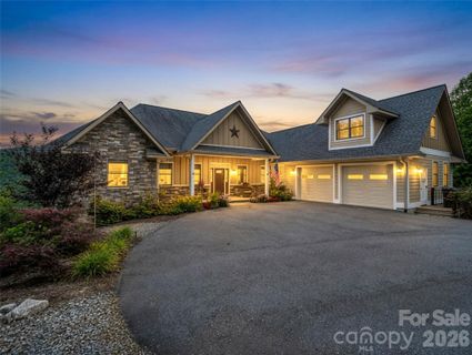 Homes in Winfield Cove, Saluda