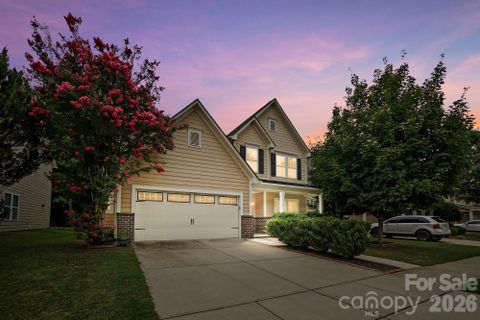 2157 Bluebell Way active home in Lake Ridge, Tega Cay, SC