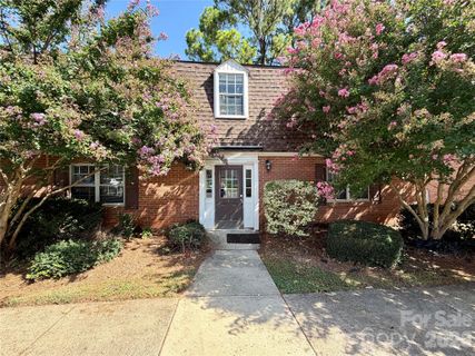 5805 Hunting Ridge Lane