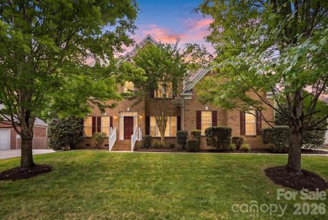 6055 Latta Springs Circle active home in Latta Springs, Huntersville, NC