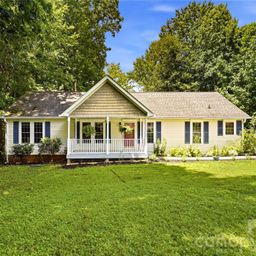 3555 Lake Bluff Drive