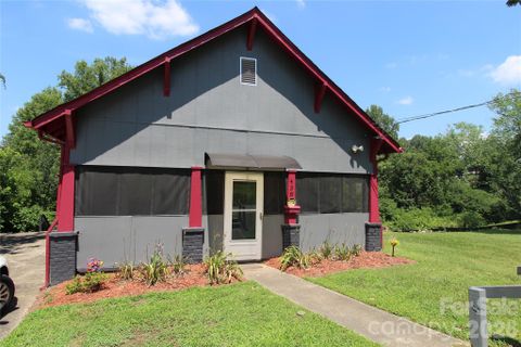 438 Folk Street