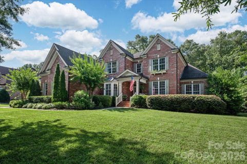 4008 Autumn Blossom Lane pending home in Marvin Creek, Waxhaw, NC