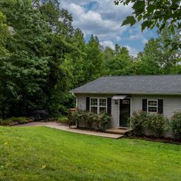 1172 Sunset Court