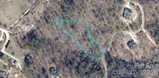 147 Falling Leaves Lane active home in Old Orchard, Hendersonville, NC