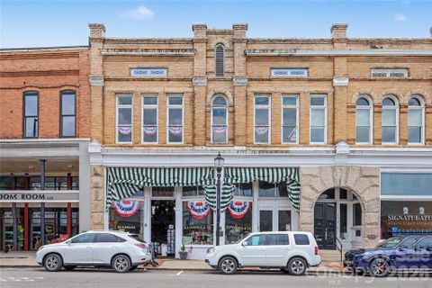 111 115 N Main Street