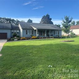 40 Candlewick Cove Drive