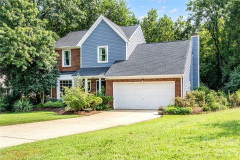 9800 Furlong Trail active home in Davis Lake, Charlotte, NC