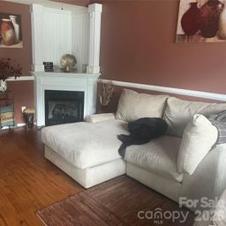 3024 Mayer House Court