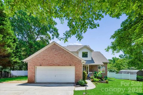 508 Watergate Circle