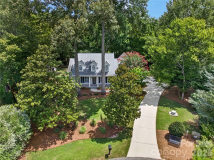 5300 Camilla Lane