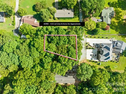 0000 Oak Trail active home in Catawba Heights, Belmont, NC