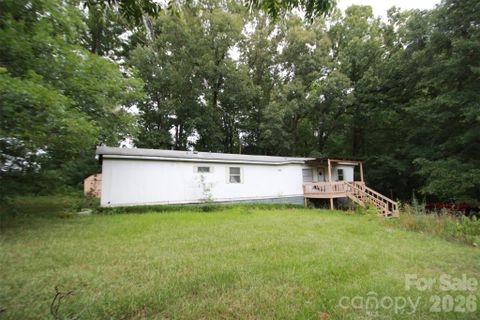 1328 Woodridge Drive