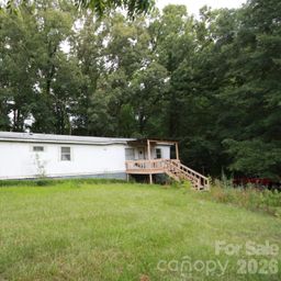 1328 Woodridge Drive