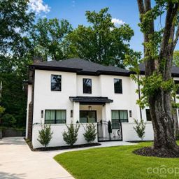 1329 Bywood Lane