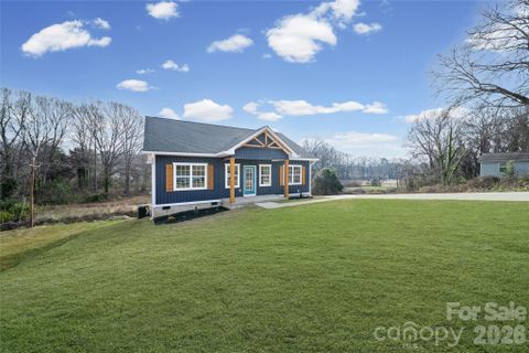 412 S Hill Street active home in Firestone Textiles Inc, Gastonia, NC