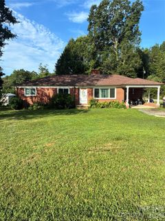 5378 E Highway 27 Highway