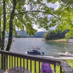82 Innsbrook Drive