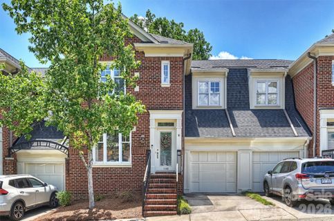 1144 Hampton Gardens Lane