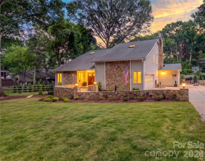 3011 Lauren Glen Road active home in Montibello, Charlotte, NC