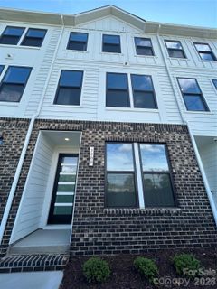1009 Revival Row