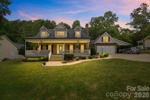Homes in Forest Ridge, Stanley
