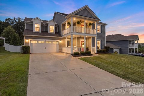 Homes in McCullough, Fort Mill