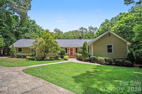 519 Raintree Drive