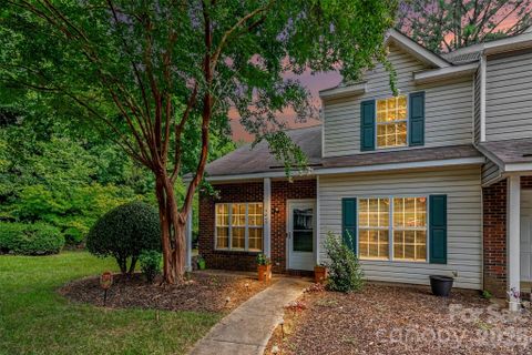 Homes in Huntington Ridge, Charlotte