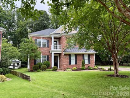 1636 Abercorn Street pending home in Moss Creek Village, Concord, NC