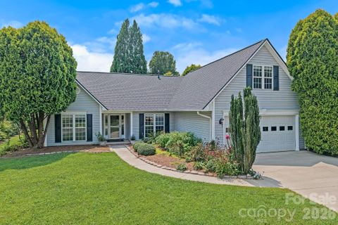 200 Planters Creek Road active home in Livingston Farms, Fletcher, NC