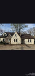 282 W Mountain Street