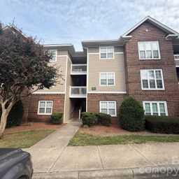 9811 Campus Walk Lane