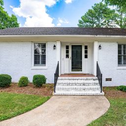 2222 Kings Drive