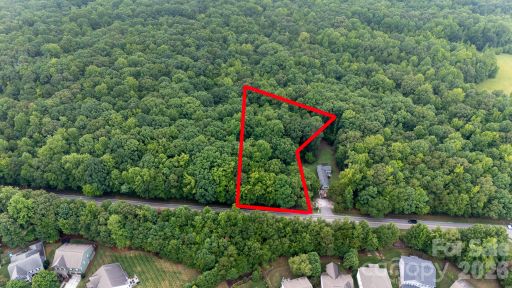 8877 Possum Hollow Road