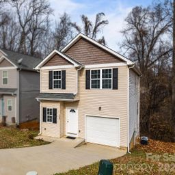 115 Lookout Point Place