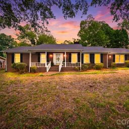 1756 12th Street Drive