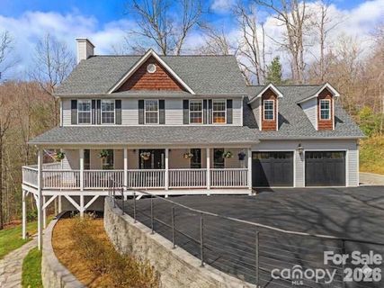 36 Ivy Cove Road active home in Laurel Woods, Fairview, NC