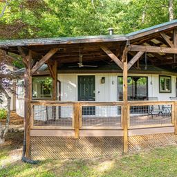 150 Freeman Knolls Drive