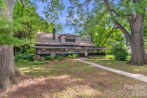 912 Rankin Avenue