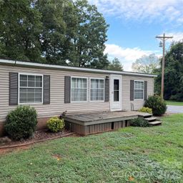 2932 Loop Road
