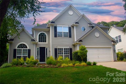12609 Kemerton Lane active home in Northstone, Huntersville, NC