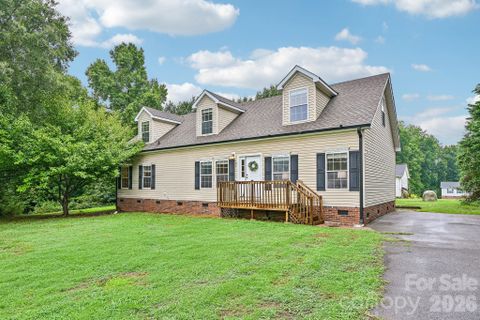 108 Grand Acres Lane