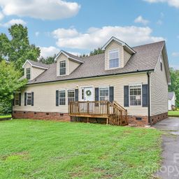 108 Grand Acres Lane