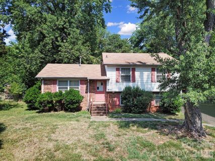 6010 Red Carriage Lane