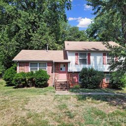 6010 Red Carriage Lane