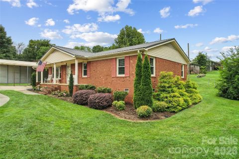 205 Cliffside Drive active home in Briarcliff, Kannapolis, NC