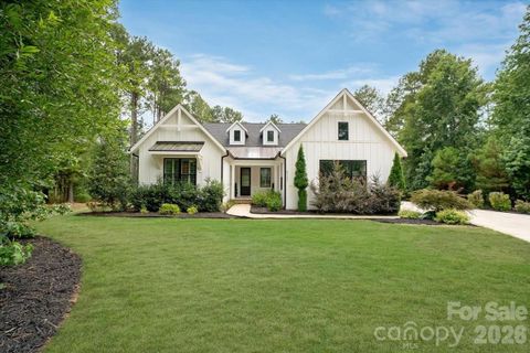 6321 Chimney Bluff Road active home in Riverchase Estates, Lancaster, SC