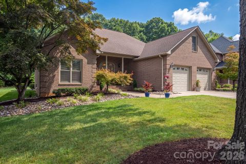 725 Hanna Woods Drive